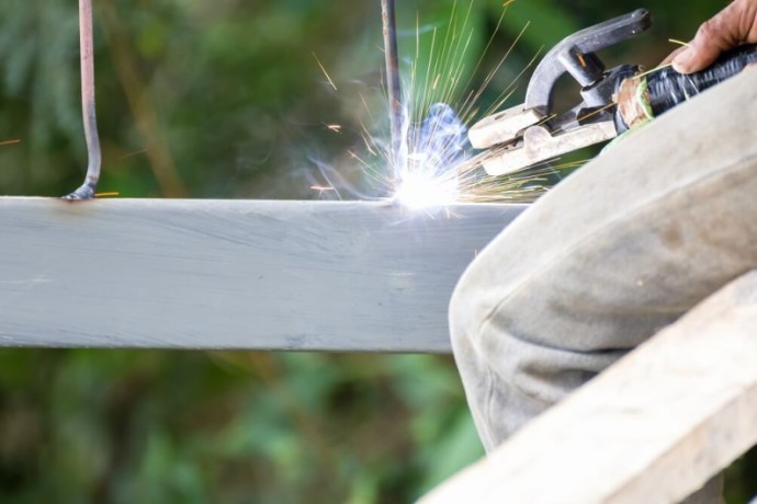 Spawanie metodą MMA