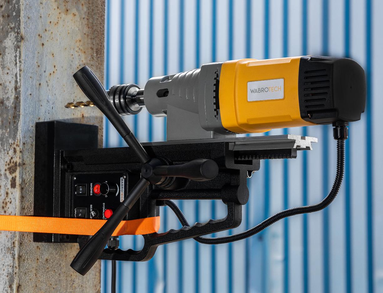 Wiercenie wiertarką magnetyczną WABROTECH w poziomie