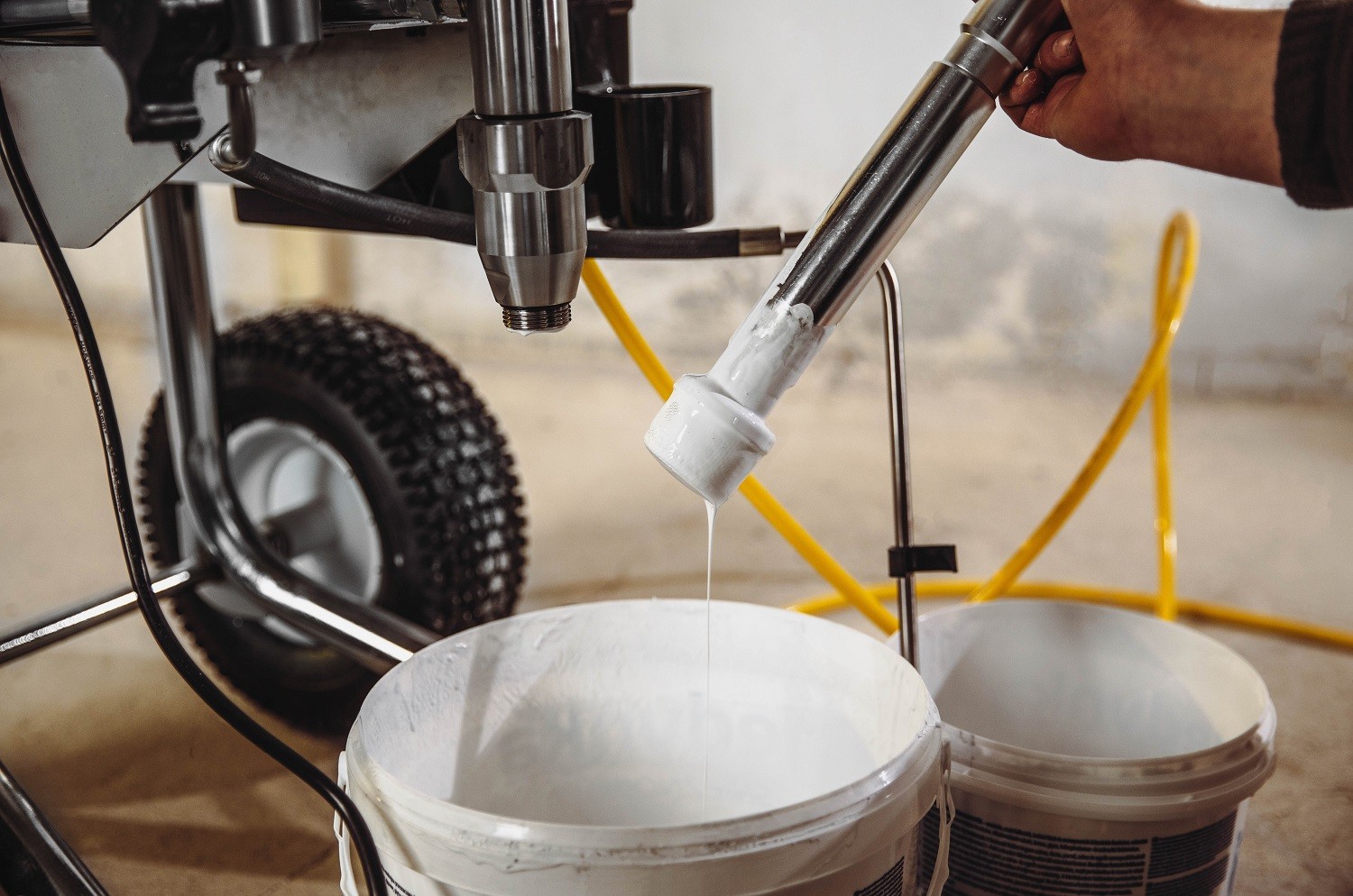 Zanurzenie rury odprowadzającej agregatu