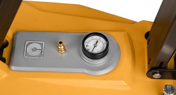 Manometr wiertnicy ze statywem próżniowym 