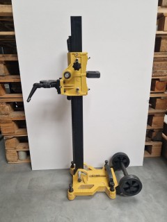 Statyw WT45S Pochyły - OUTLET - Obejma 62mm - Brak zestawu kotwiącego