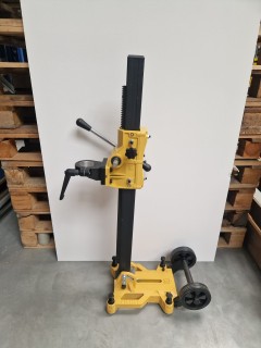 Statyw WT45S Pochyły - OUTLET - Obejma 60mm - Brak zestawu kotwiącego